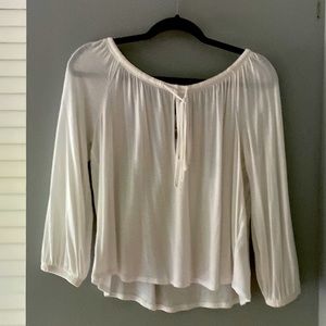 Ecote white flouncy top size large